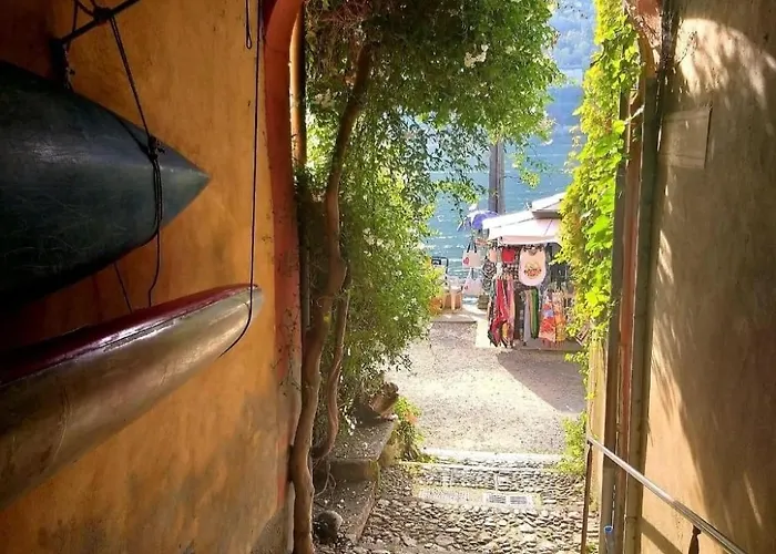 Vista Lago: Lakeside Garden Retreat With Borromean Islands View