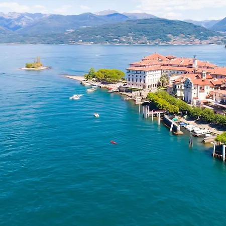 Vista Lago, Giardino A Vista Isole Borromee E Golfo Borromeo - Stresaflat ストレーザ