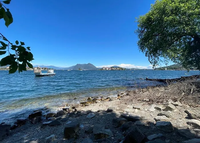 Апартаменты Vista Lago, Giardino A Vista Isole Borromee E Golfo Borromeo - Stresaflat Стреза