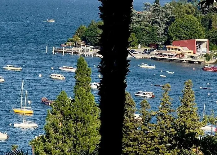 Апартаменты Vista Lago, Giardino A Vista Isole Borromee E Golfo Borromeo - Stresaflat Стреза
